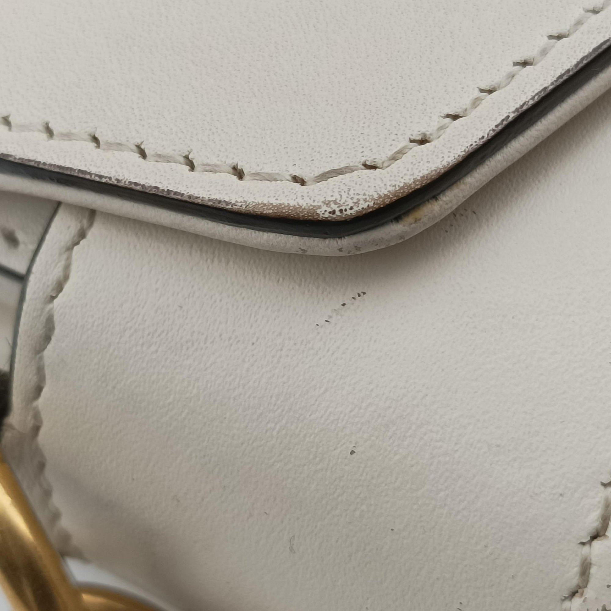 Pre-owned Gucci Broadway Pearl Bee White Leather 453778 shoulderbag | stylenewstar