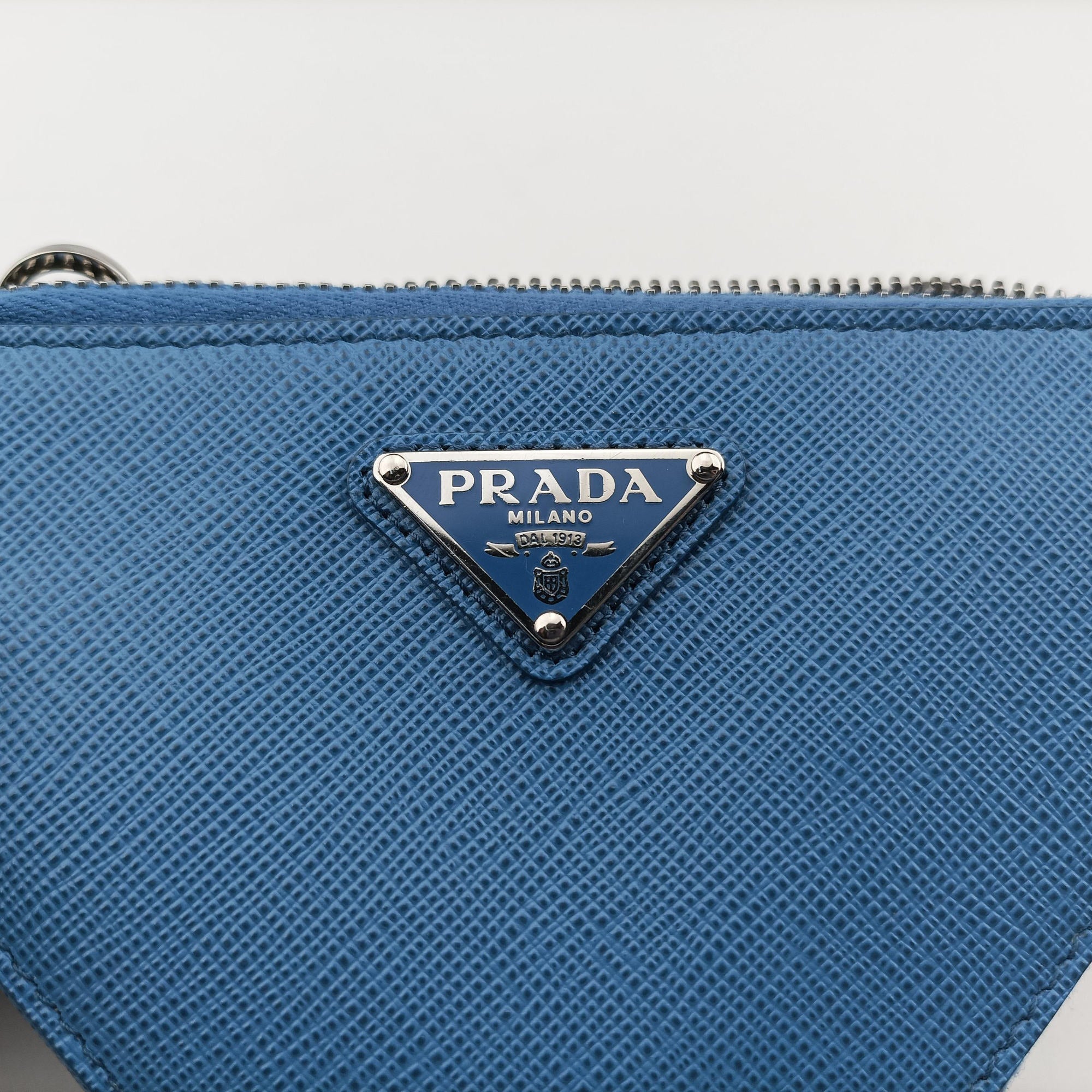 Pre-owned Prada Triangle Logo Plate Blue SAFFIANO Leather 1NR015 shoulderbag | stylenewstar