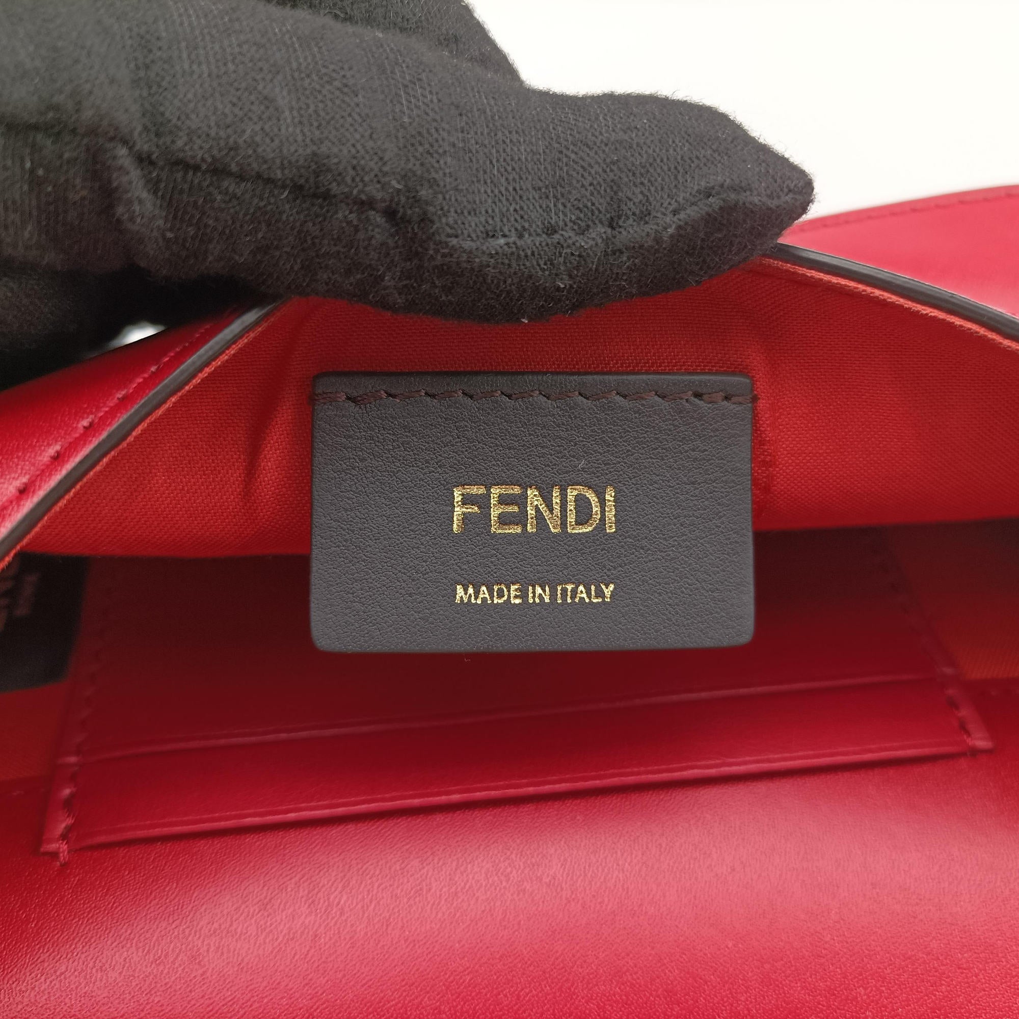 Pre-owned Fendi F is Red Leather 8BM005 shoulderbag | stylenewstar
