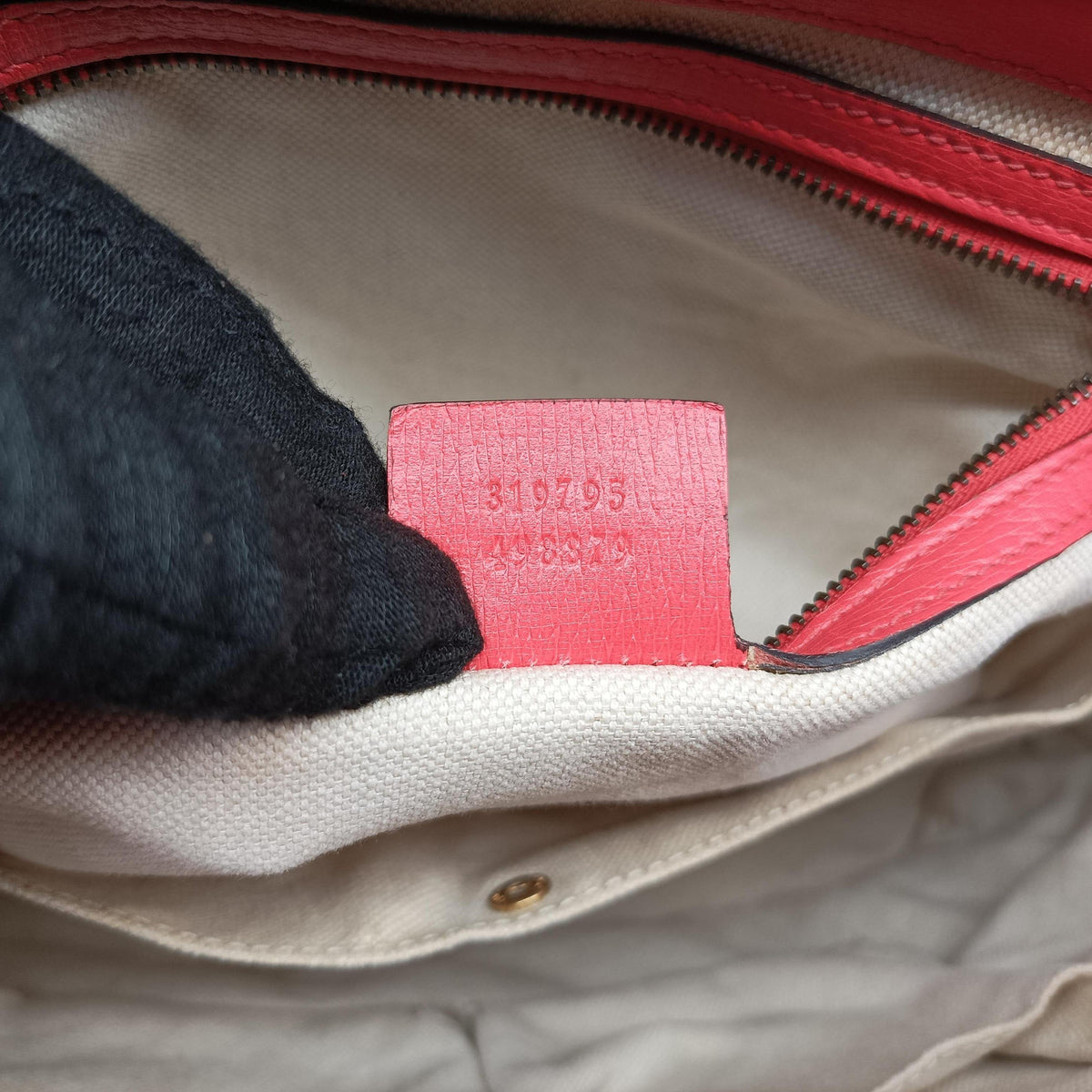 Secondhand Gucci Bright Bit Red Leather 319795 shoulderbag | stylenewstar