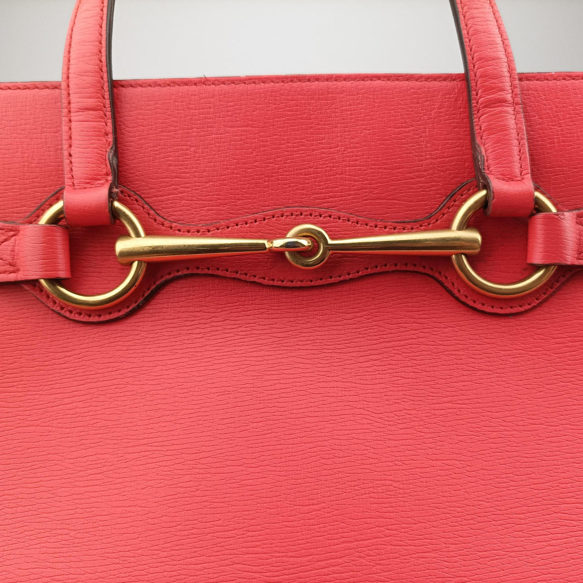 Secondhand Gucci Bright Bit Red Leather 319795 shoulderbag | stylenewstar
