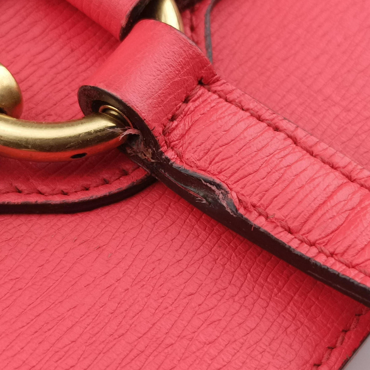 Secondhand Gucci Bright Bit Red Leather 319795 shoulderbag | stylenewstar