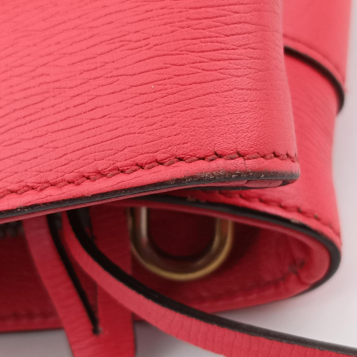 Secondhand Gucci Bright Bit Red Leather 319795 shoulderbag | stylenewstar