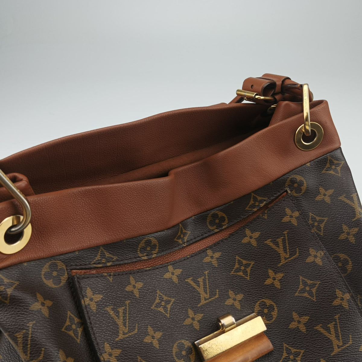 Pre-owned Louis Vuitton OLYMPE Brown×CAMEL Monogram Canvas×calf leather M40580 handbag | stylenewstar