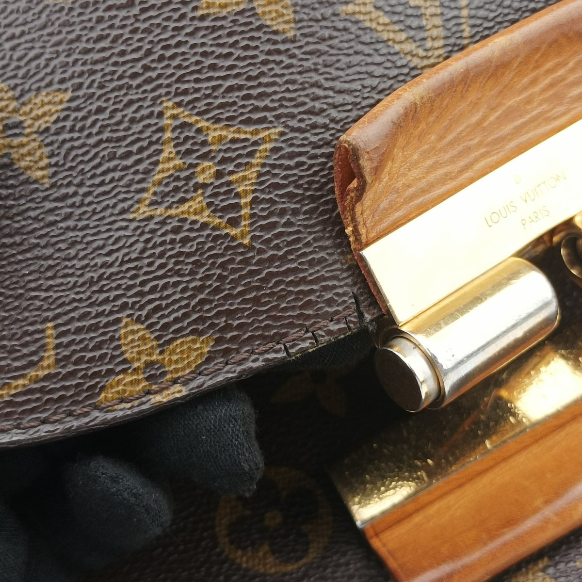 Pre-owned Louis Vuitton OLYMPE Brown×CAMEL Monogram Canvas×calf leather M40580 handbag | stylenewstar