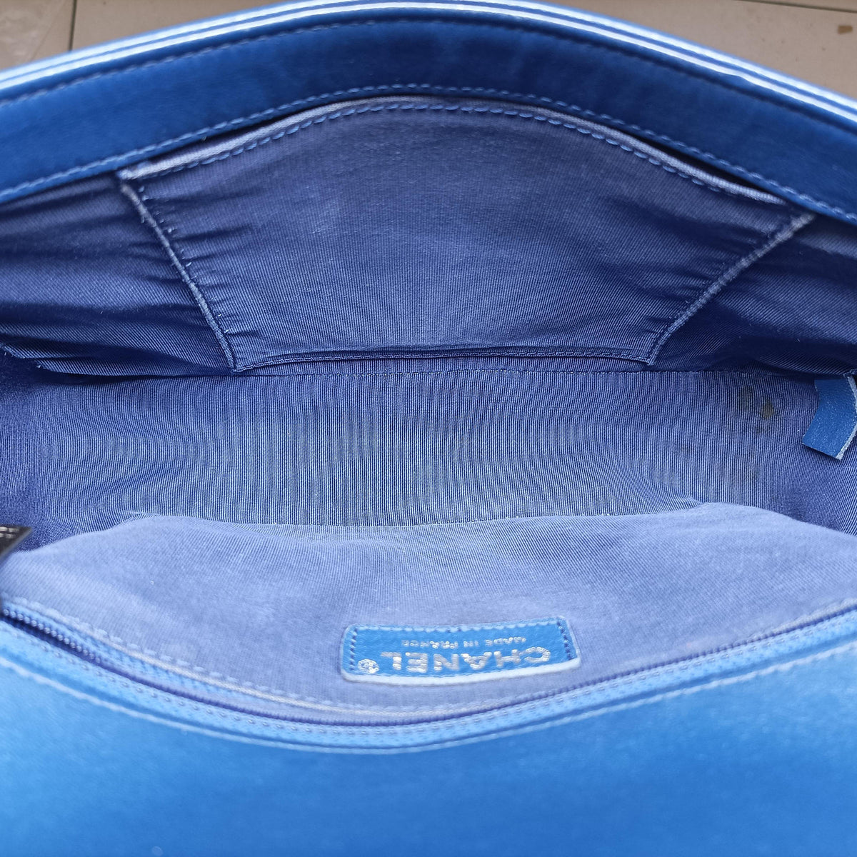 Pre-owned Chanel BOY CHANEL Blue leather A92193 shoulderbag | stylenewstar