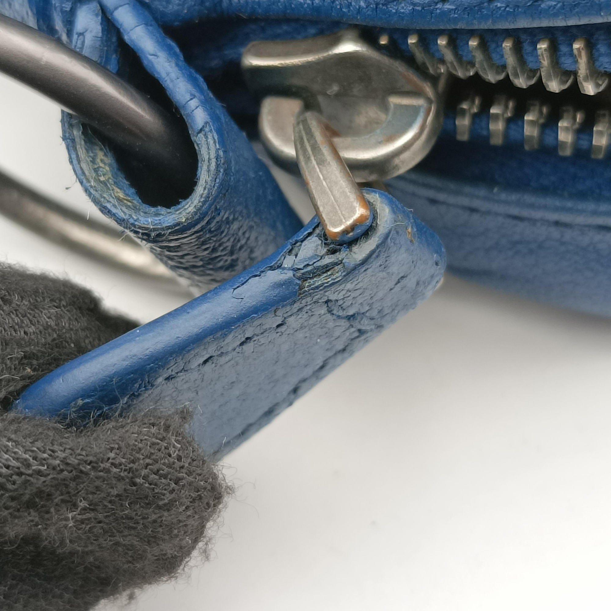Pre-owned Bottega Veneta Intrecciato Blue lambskin  shoulderbag | stylenewstar
