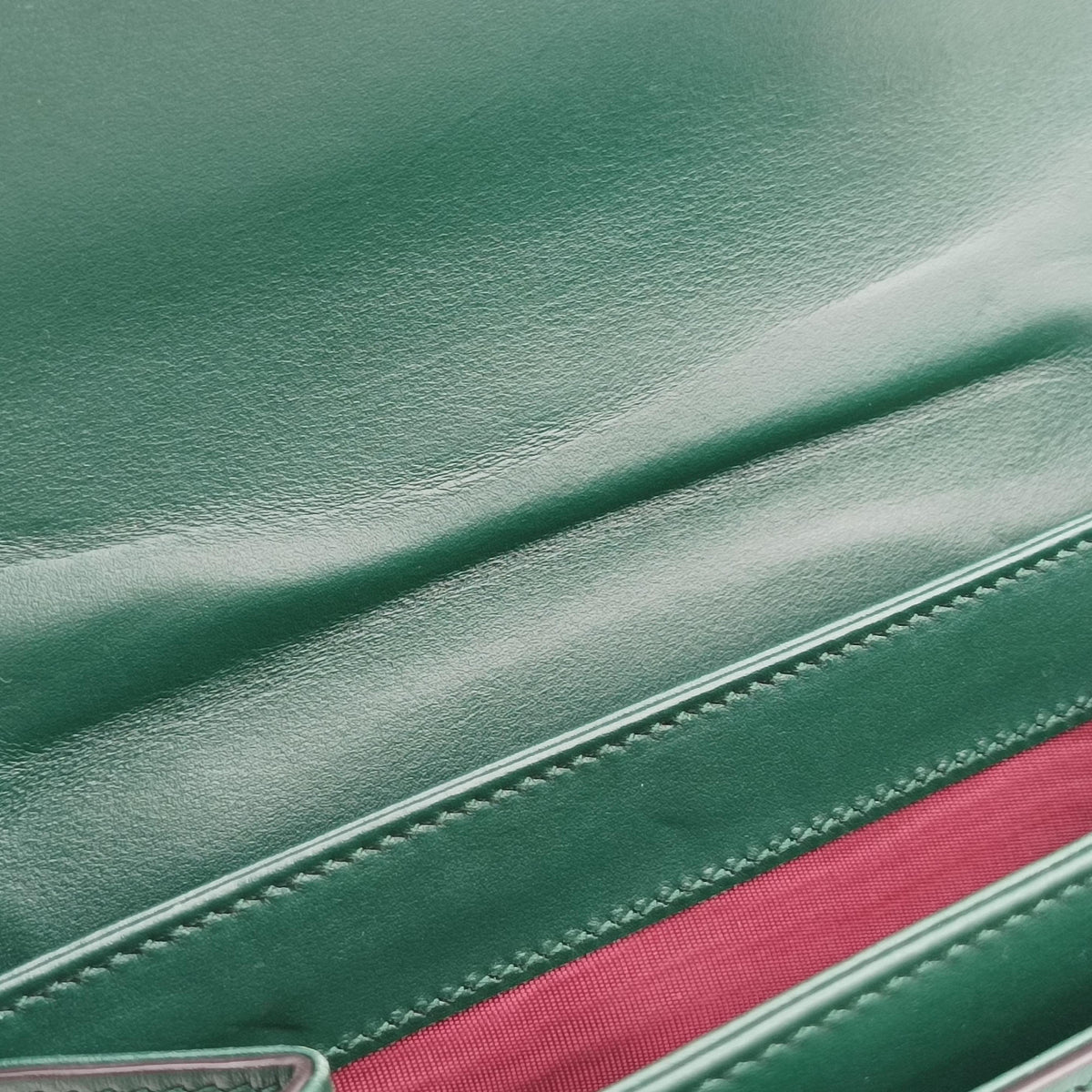 Pre-owned Gucci ZUMI Green Leather 576388 shoulderbag | stylenewstar
