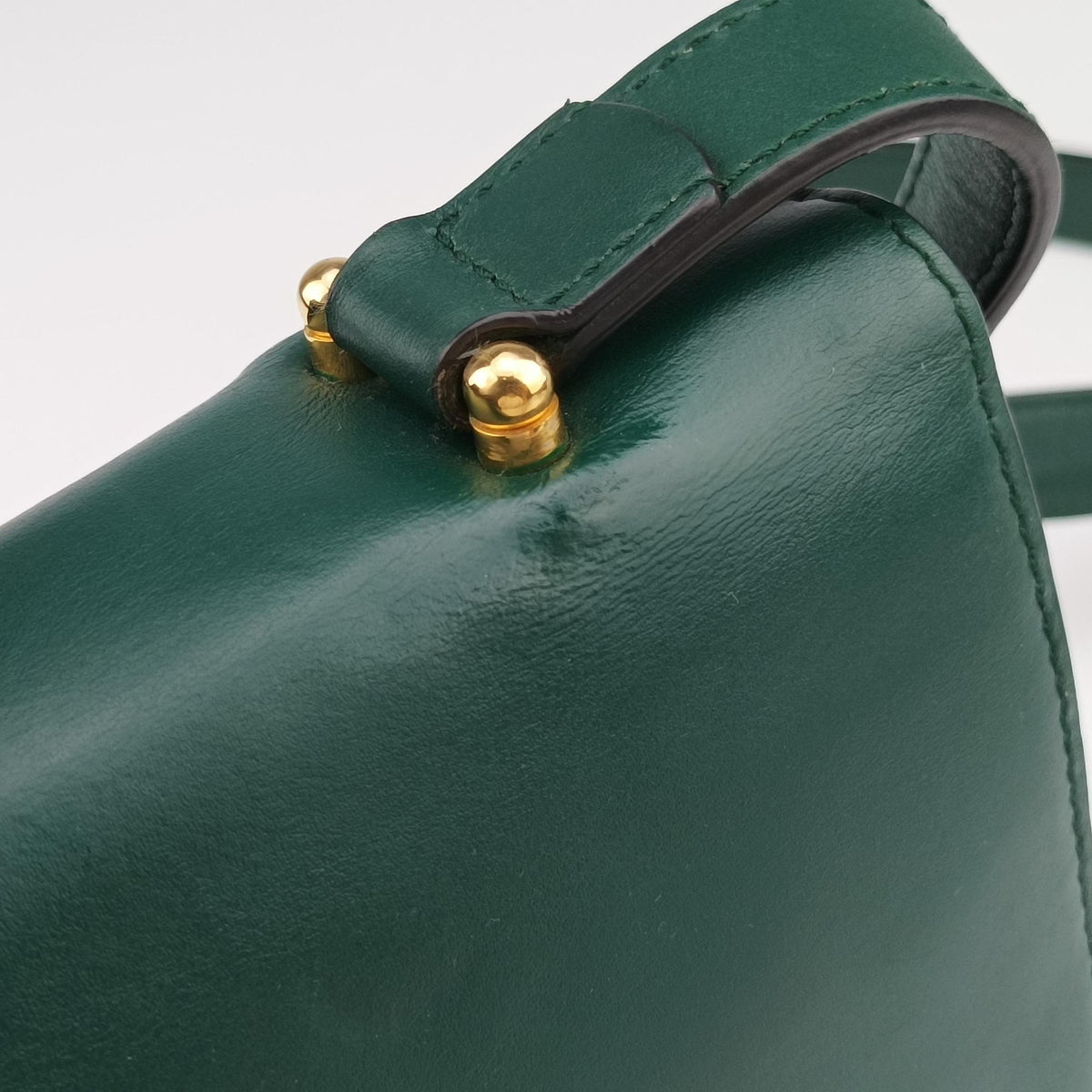 Pre-owned Gucci ZUMI Green Leather 576388 shoulderbag | stylenewstar