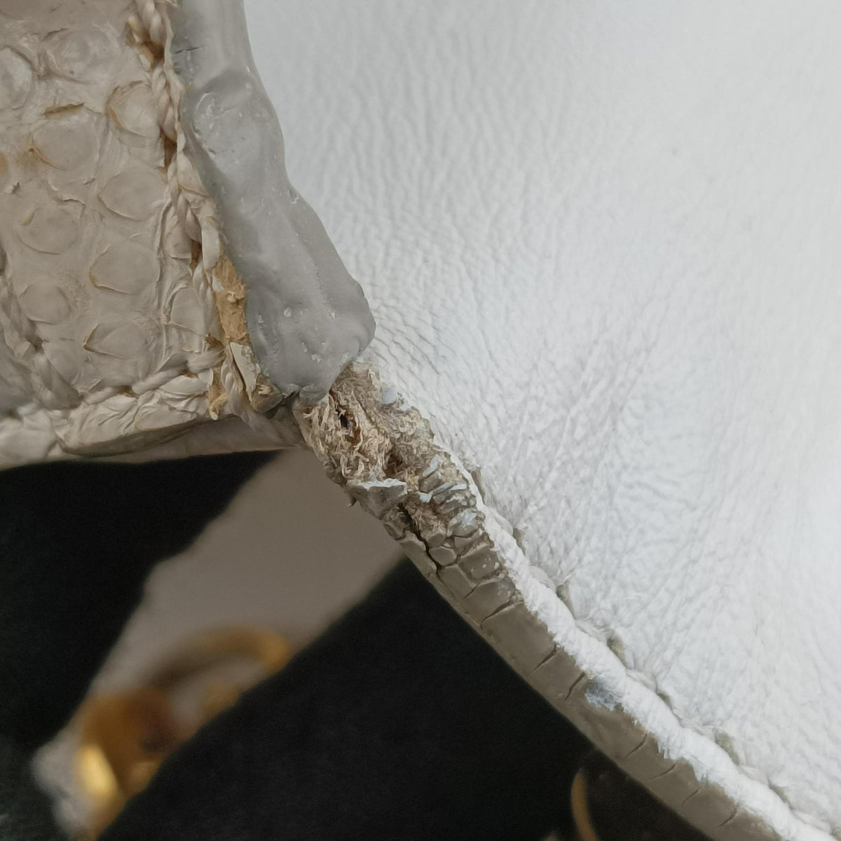 Pre-owned Dolce & Gabbana Sicily White Snakeskin x PVC  shoulderbag | stylenewstar