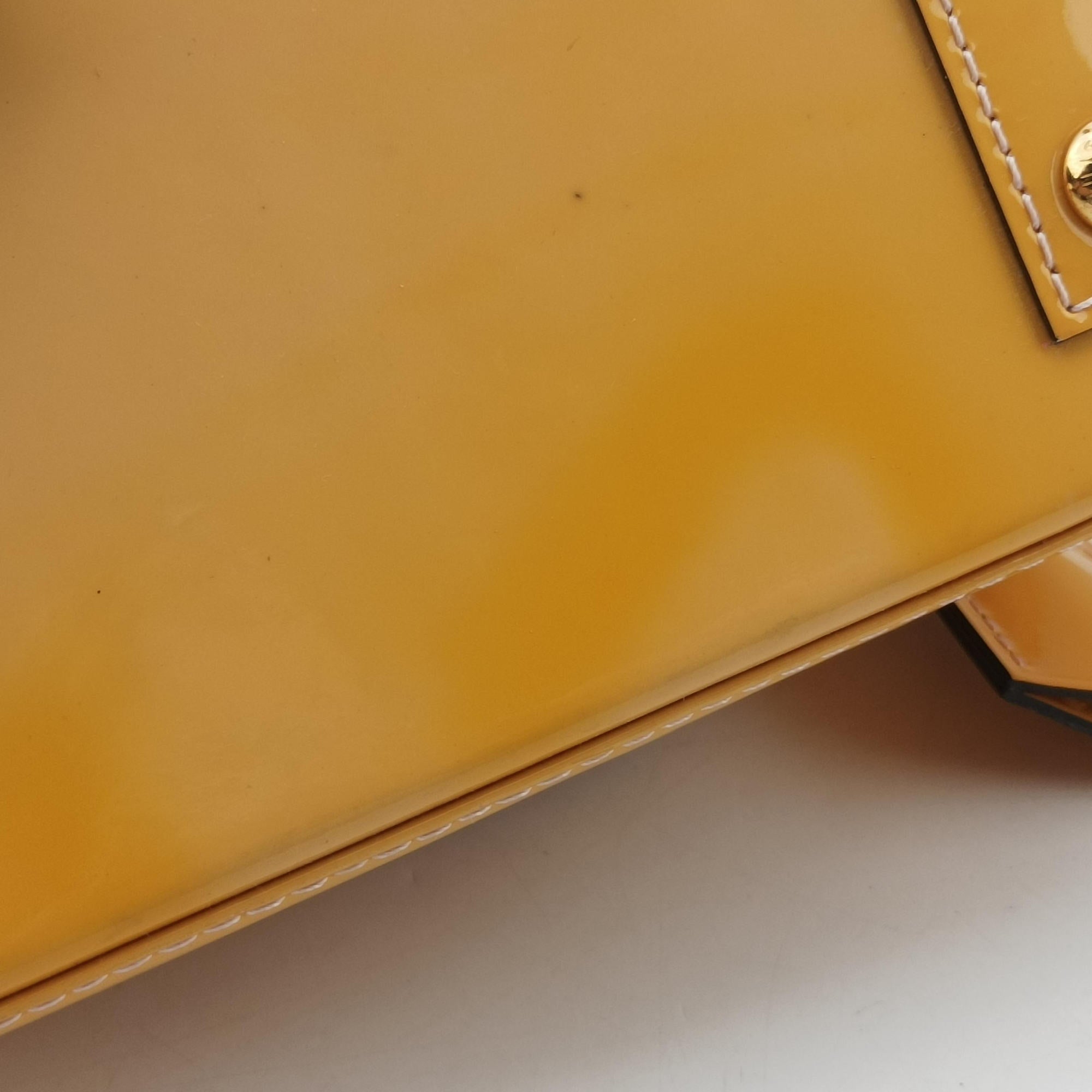 Vintage Louis Vuitton Alma BB ROSE FLORENTIN Vernis M90104 shoulderbag | stylenewstar