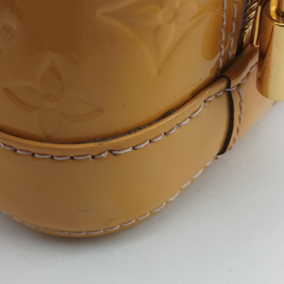 Vintage Louis Vuitton Alma BB ROSE FLORENTIN Vernis M90104 shoulderbag | stylenewstar