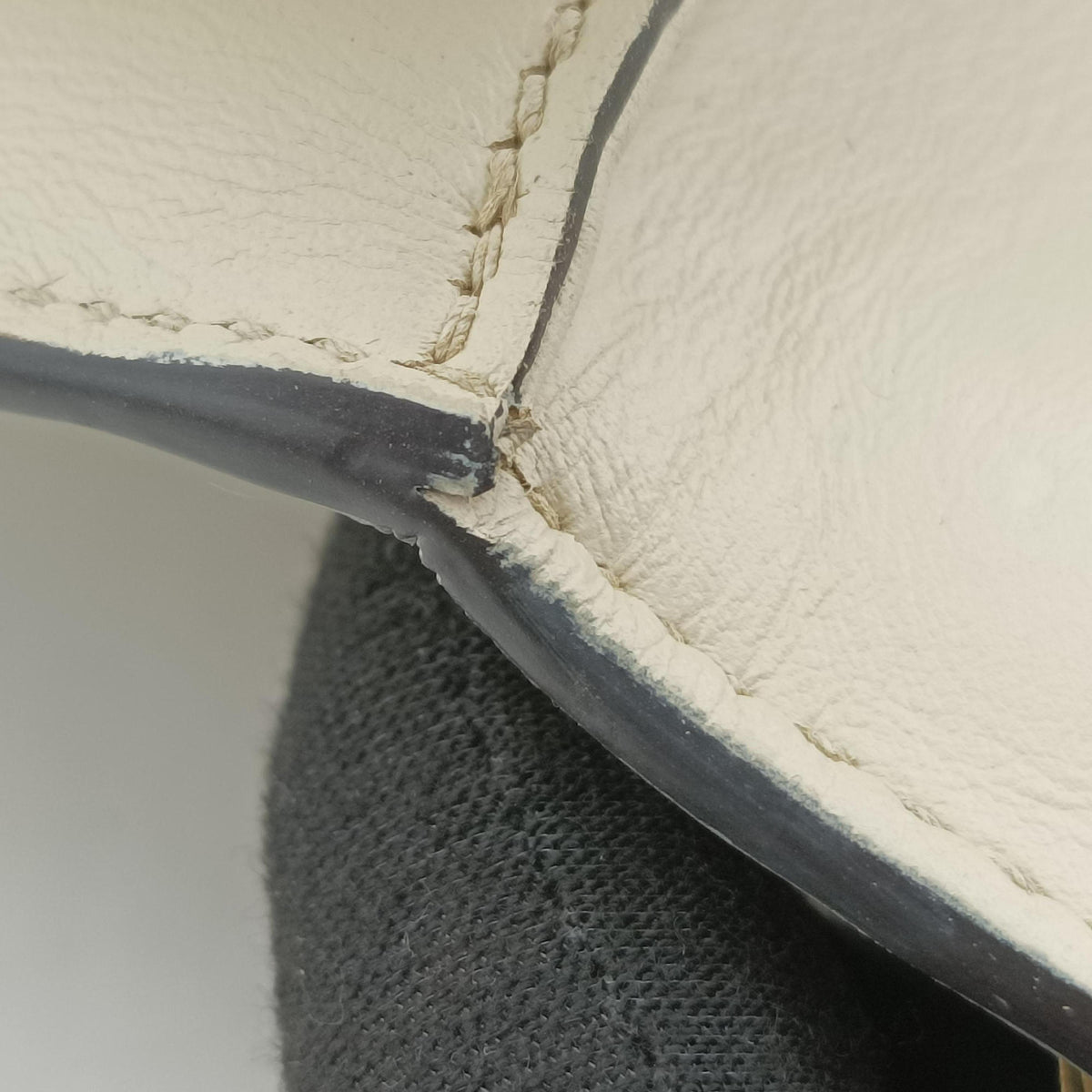 Secondhand Gucci Padlock White Leather 432182 shoulderbag | stylenewstar