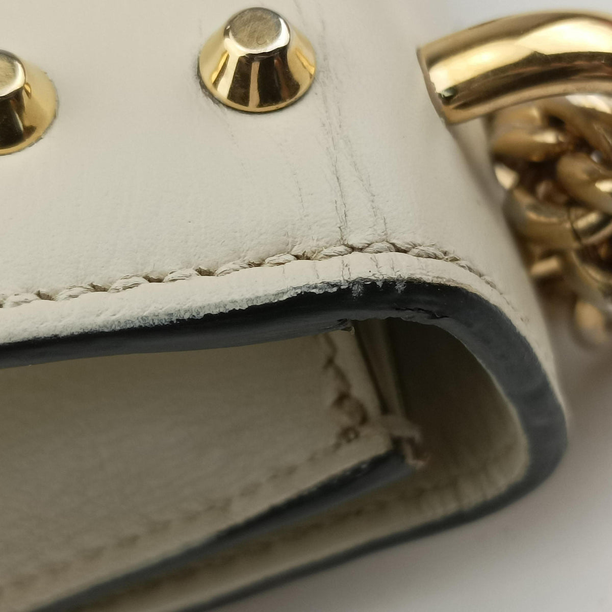 Secondhand Gucci Padlock White Leather 432182 shoulderbag | stylenewstar
