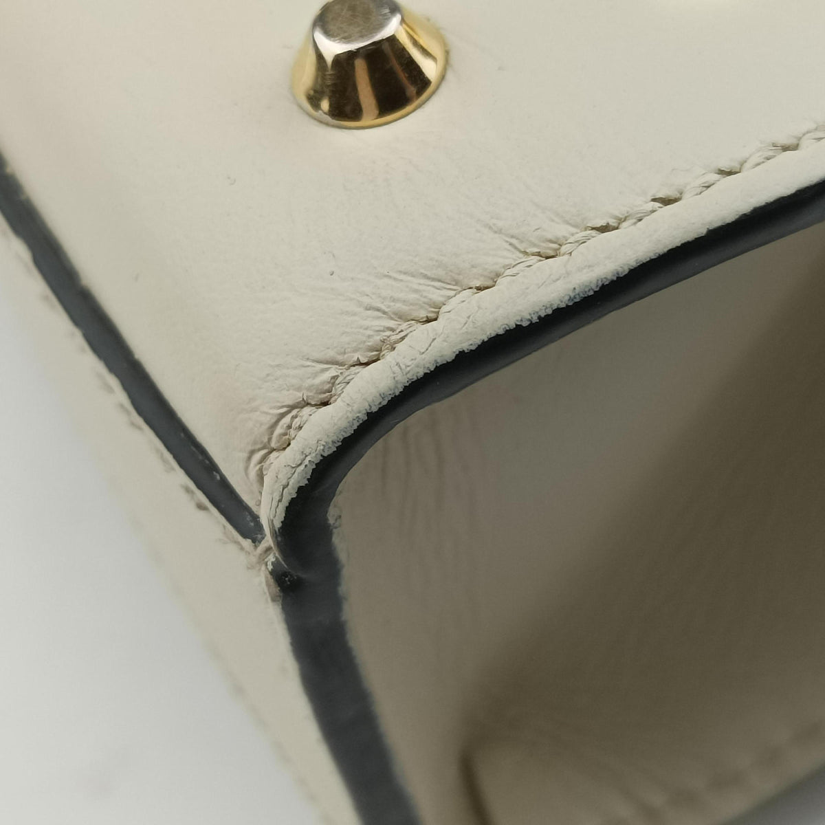 Secondhand Gucci Padlock White Leather 432182 shoulderbag | stylenewstar