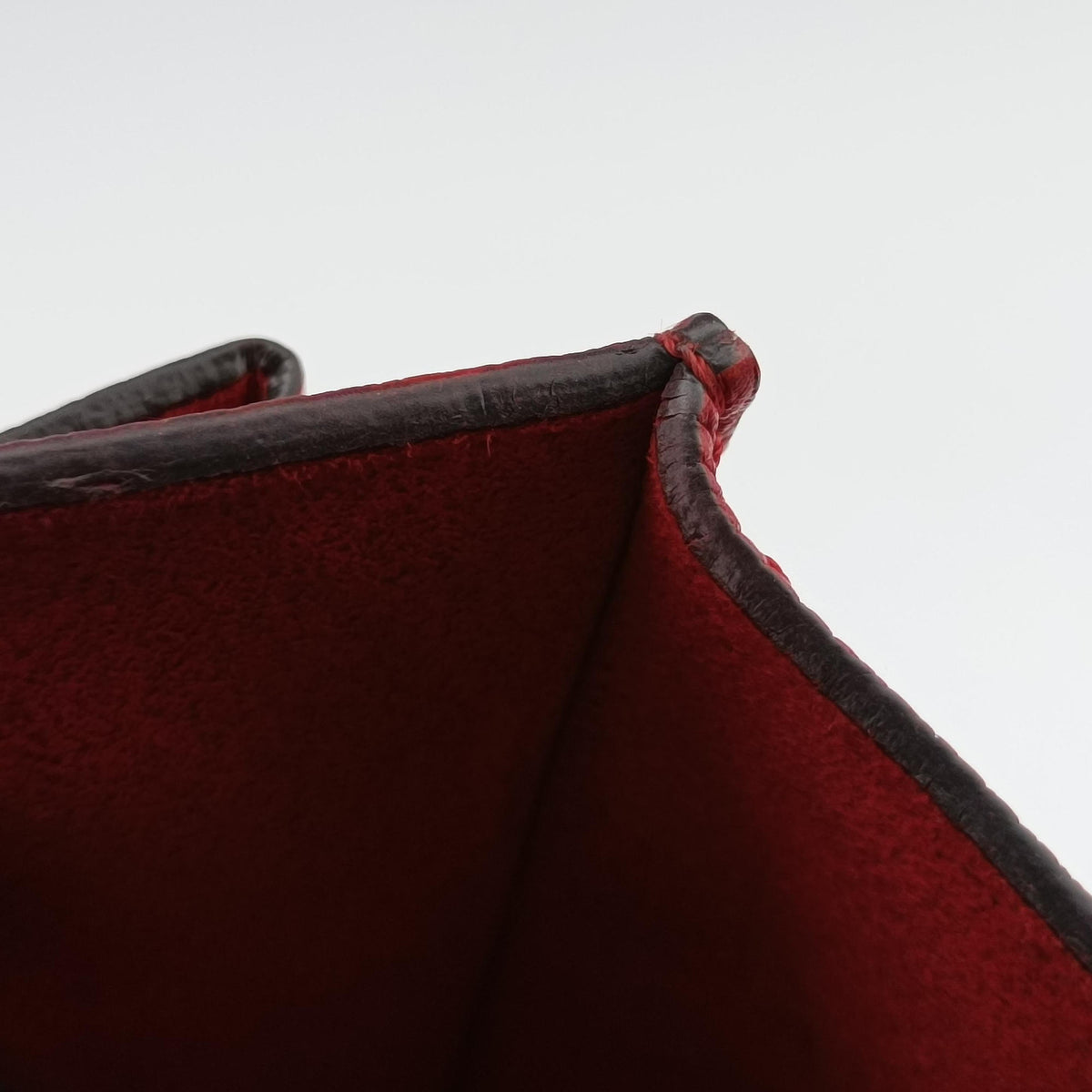 Pre-owned Louis Vuitton MyLockme BB Ruby Leather M51419 shoulderbag | stylenewstar