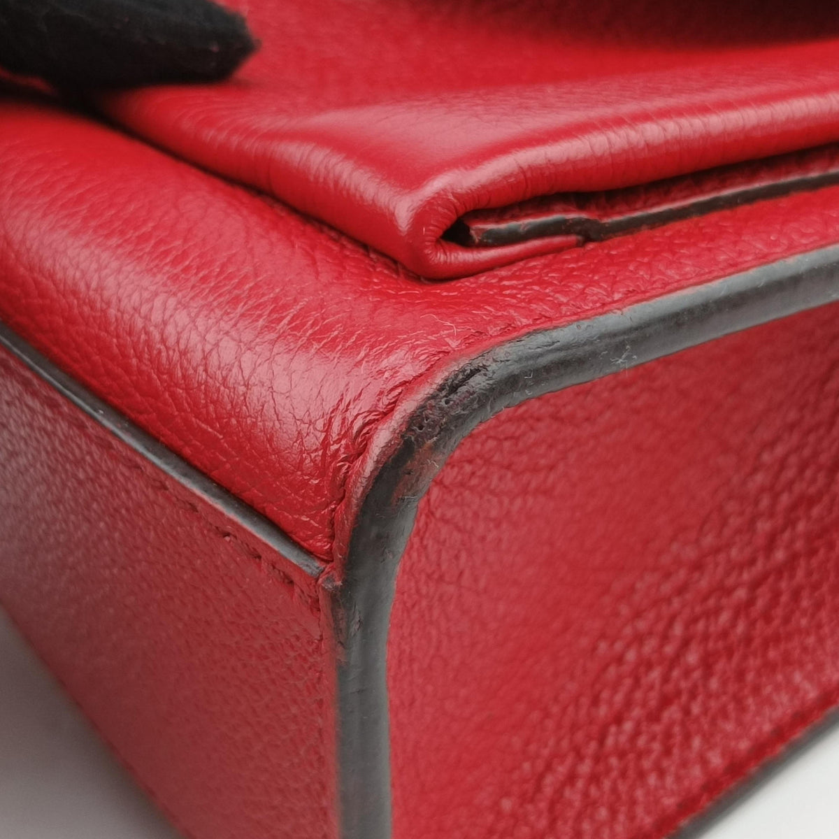 Pre-owned Louis Vuitton MyLockme BB Ruby Leather M51419 shoulderbag | stylenewstar