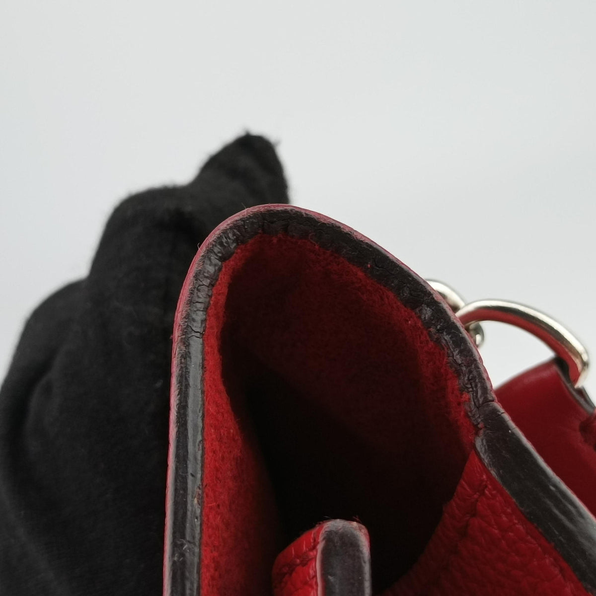 Pre-owned Louis Vuitton MyLockme BB Ruby Leather M51419 shoulderbag | stylenewstar