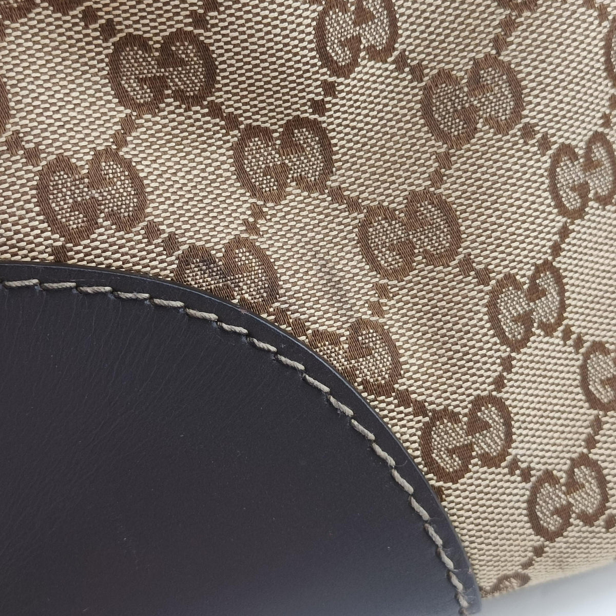 Pre-owned Gucci Lovely Brown Canvas×Leather 257071 handbag | stylenewstar