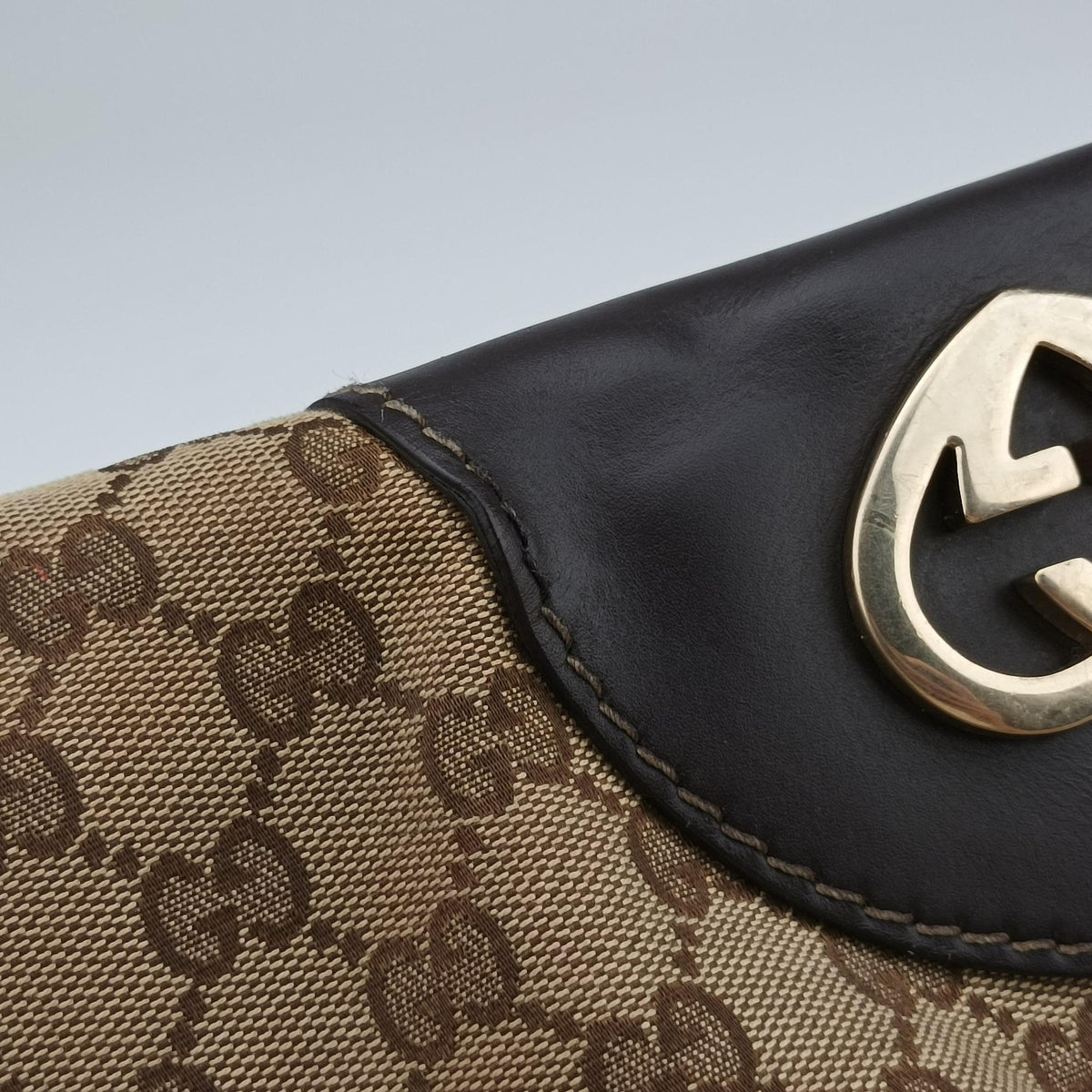 Pre-owned Gucci Lovely Brown Canvas×Leather 257071 handbag | stylenewstar