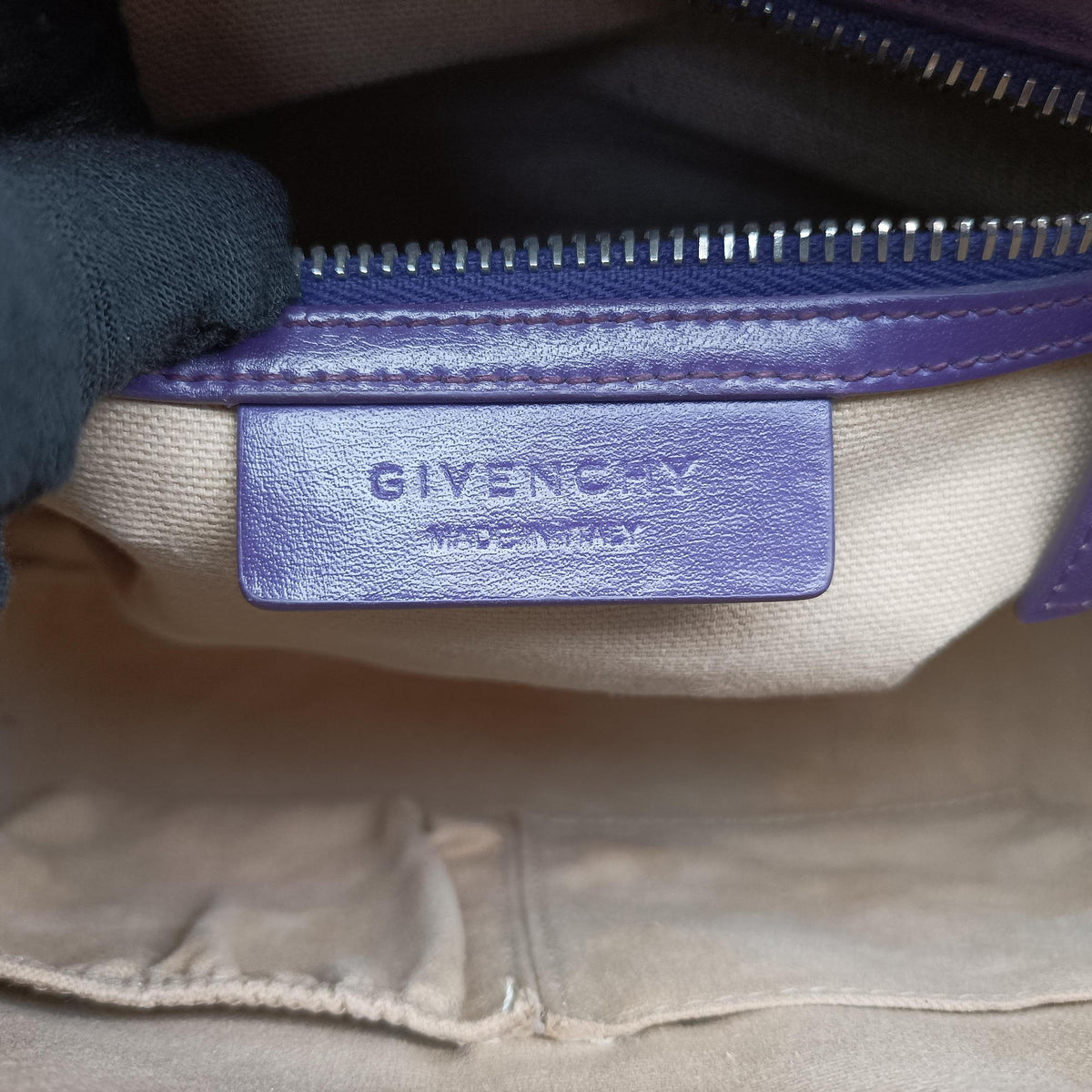 Pre-owned Givenchy Antigona Purple Leather  shoulderbag | stylenewstar
