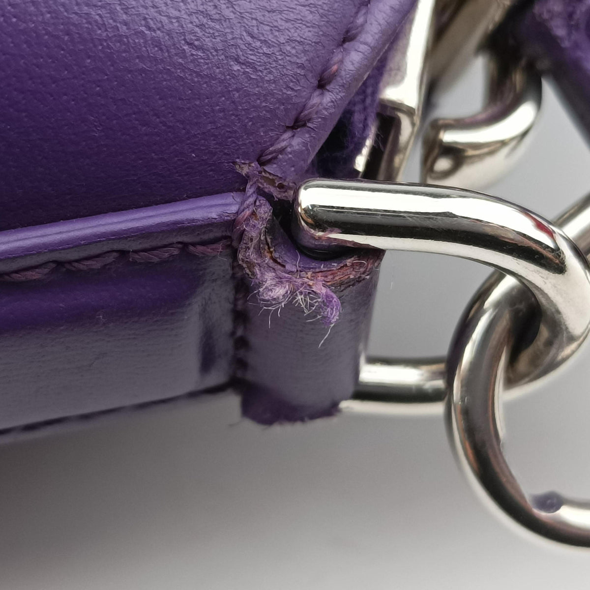 Pre-owned Givenchy Antigona Purple Leather  shoulderbag | stylenewstar