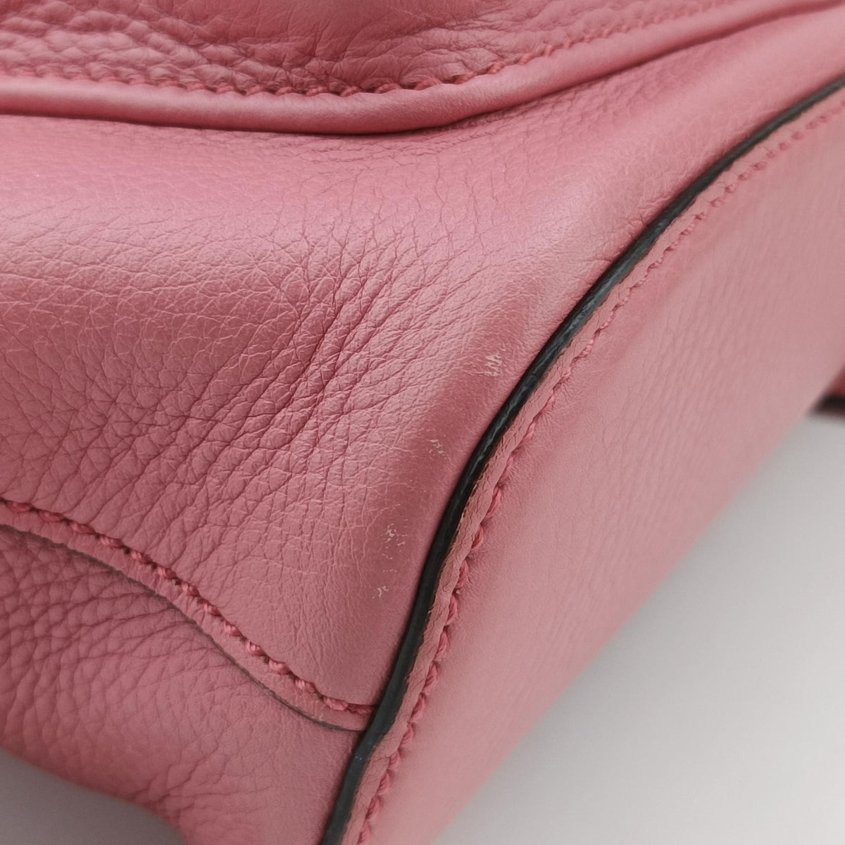 Pre-owned Gucci Bamboo fringe tassel Pink Leather 370833 backpack/rucksack | stylenewstar