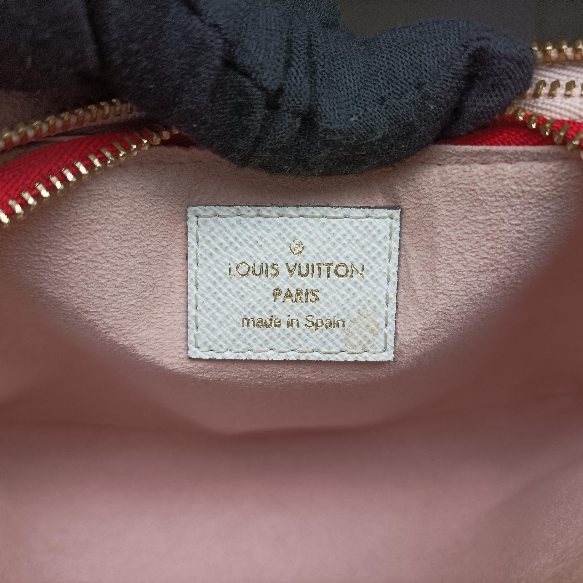 Secondhand Louis Vuitton Pochette Double Zip ROUGE Monogram Giant M67561 shoulderbag | stylenewstar
