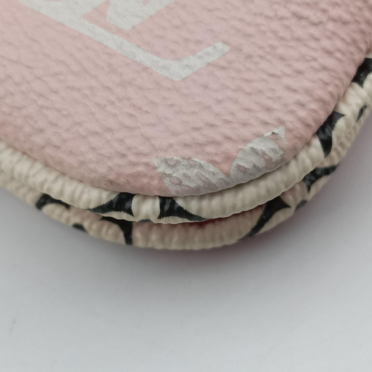 Secondhand Louis Vuitton Pochette Double Zip ROUGE Monogram Giant M67561 shoulderbag | stylenewstar