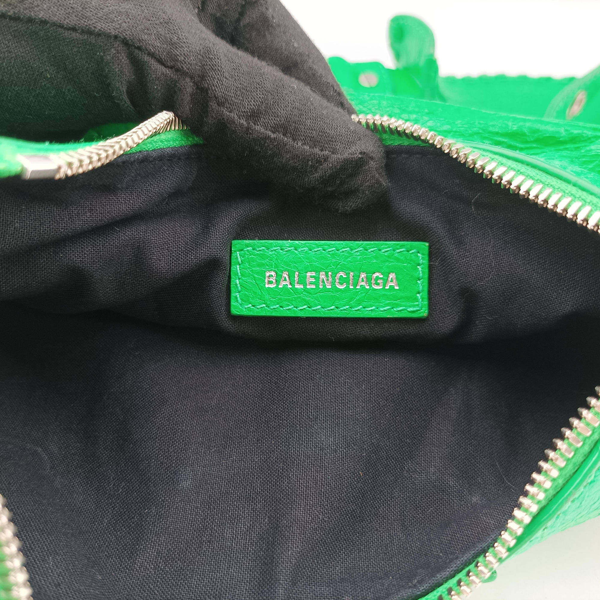 Pre-owned Balenciaga Le Cagole Green Leather  shoulderbag | stylenewstar