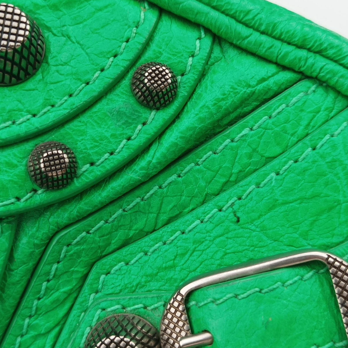 Pre-owned Balenciaga Le Cagole Green Leather  shoulderbag | stylenewstar