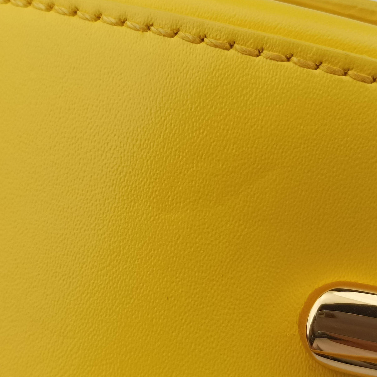 Secondhand Fendi Moonlight Yellow Leather 8BT346 shoulderbag | stylenewstar