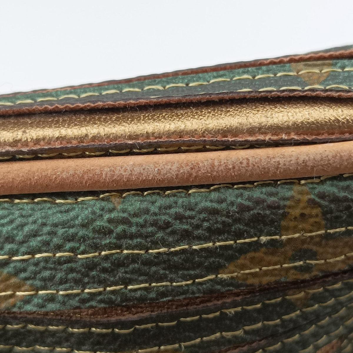 Pre-owned Louis Vuitton Neo Khaki×Green Monogram Eden M40356 shoulderbag | stylenewstar