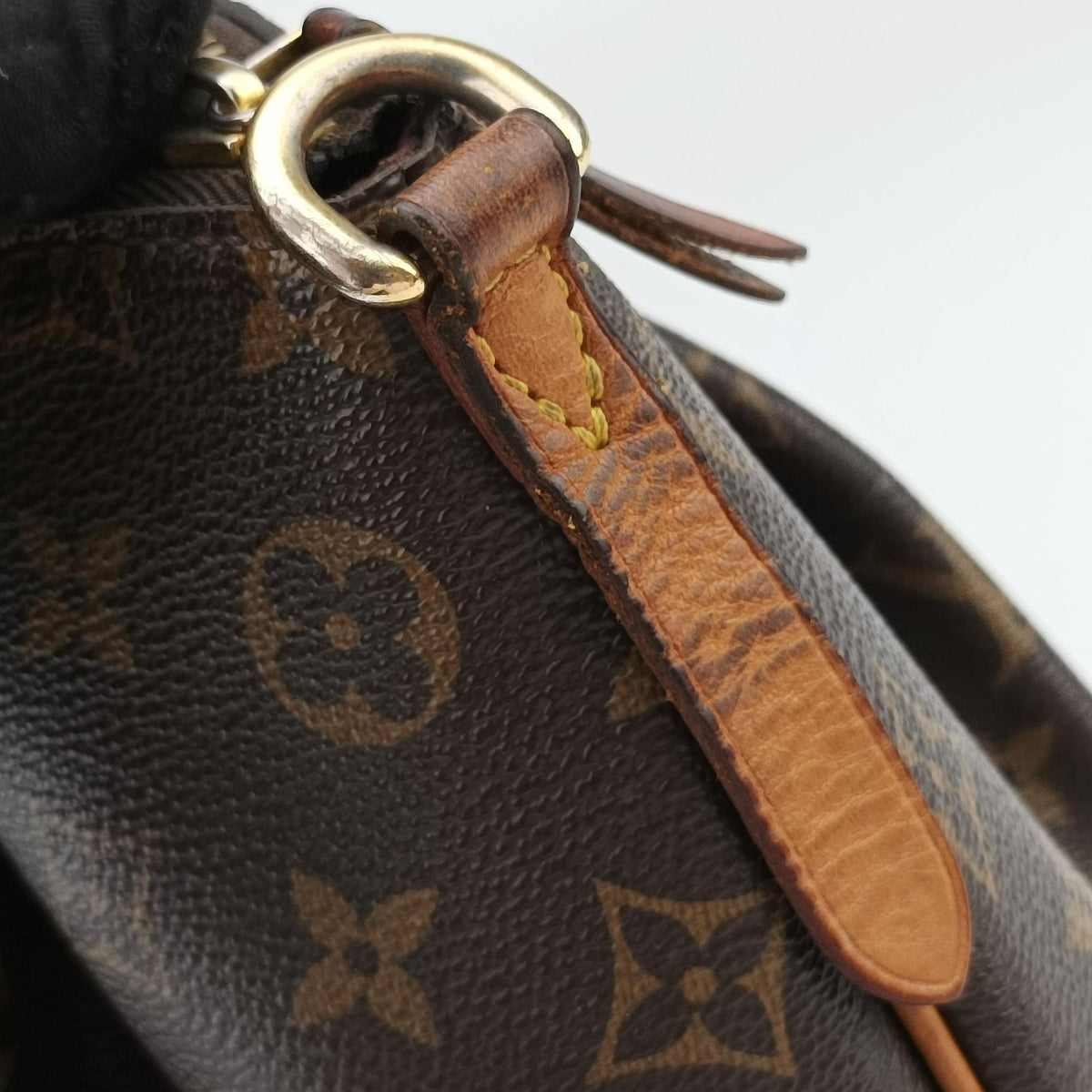 Secondhand Louis Vuitton TURENNE MM Brown Monogram Canvas M48814 shoulderbag | stylenewstar