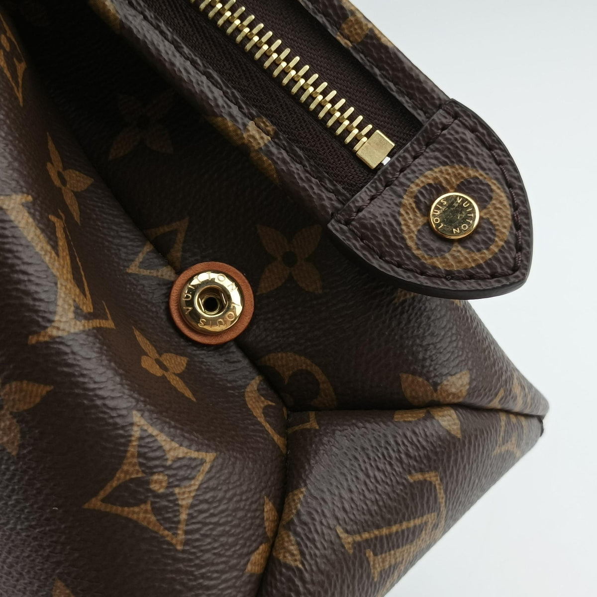 Vintage Louis Vuitton Petit Palais PM Brown Monogram Canvas M45900 shoulderbag | stylenewstar