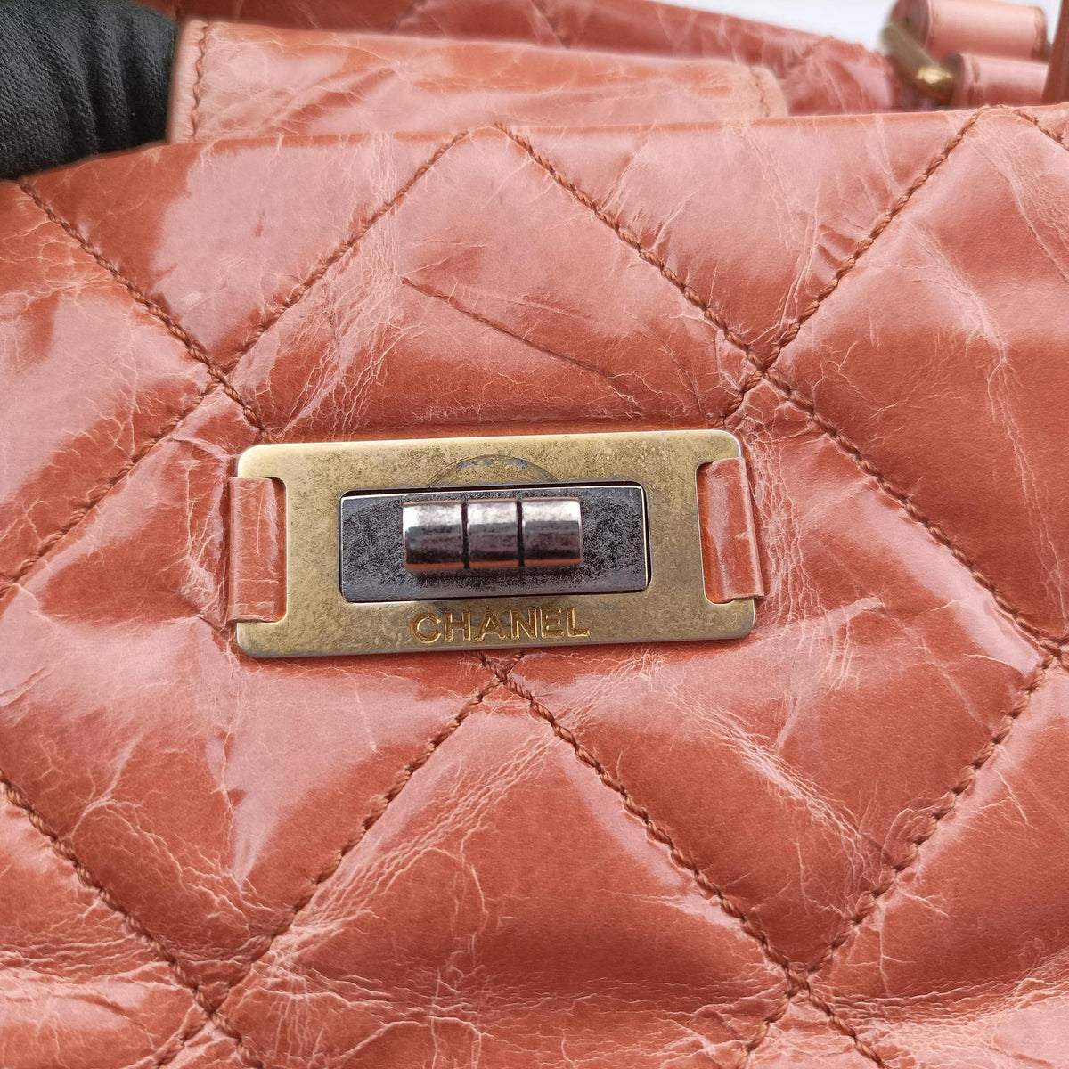 Pre-owned Chanel 2.55 Matelasse Orange Leather A66818 shoulderbag | stylenewstar