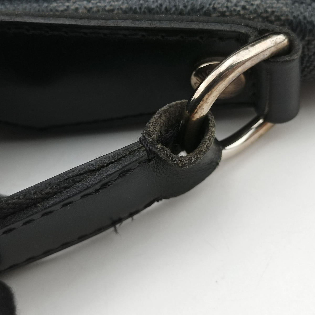 Vintage Louis Vuitton DANIEL GM Noir Damier GRAPHITE N58033 crossbodybag | stylenewstar