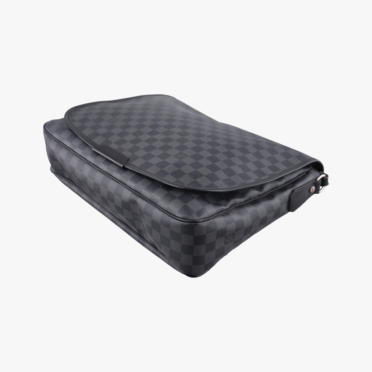 Vintage Louis Vuitton DANIEL GM Noir Damier GRAPHITE N58033 crossbodybag | stylenewstar