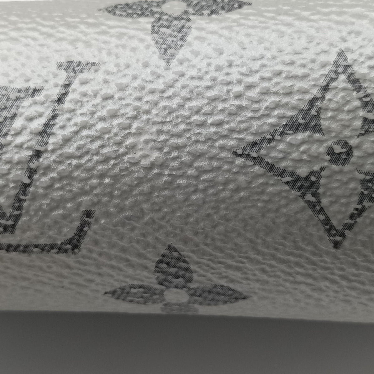 Pre-owned Louis Vuitton Pochette Voyage MM Black x Silver Monogram Split M63039 clutchbag | stylenewstar