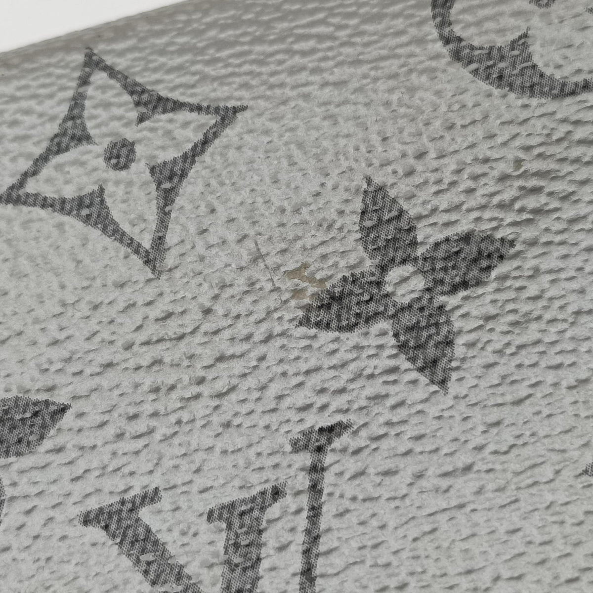 Pre-owned Louis Vuitton Pochette Voyage MM Black x Silver Monogram Split M63039 clutchbag | stylenewstar