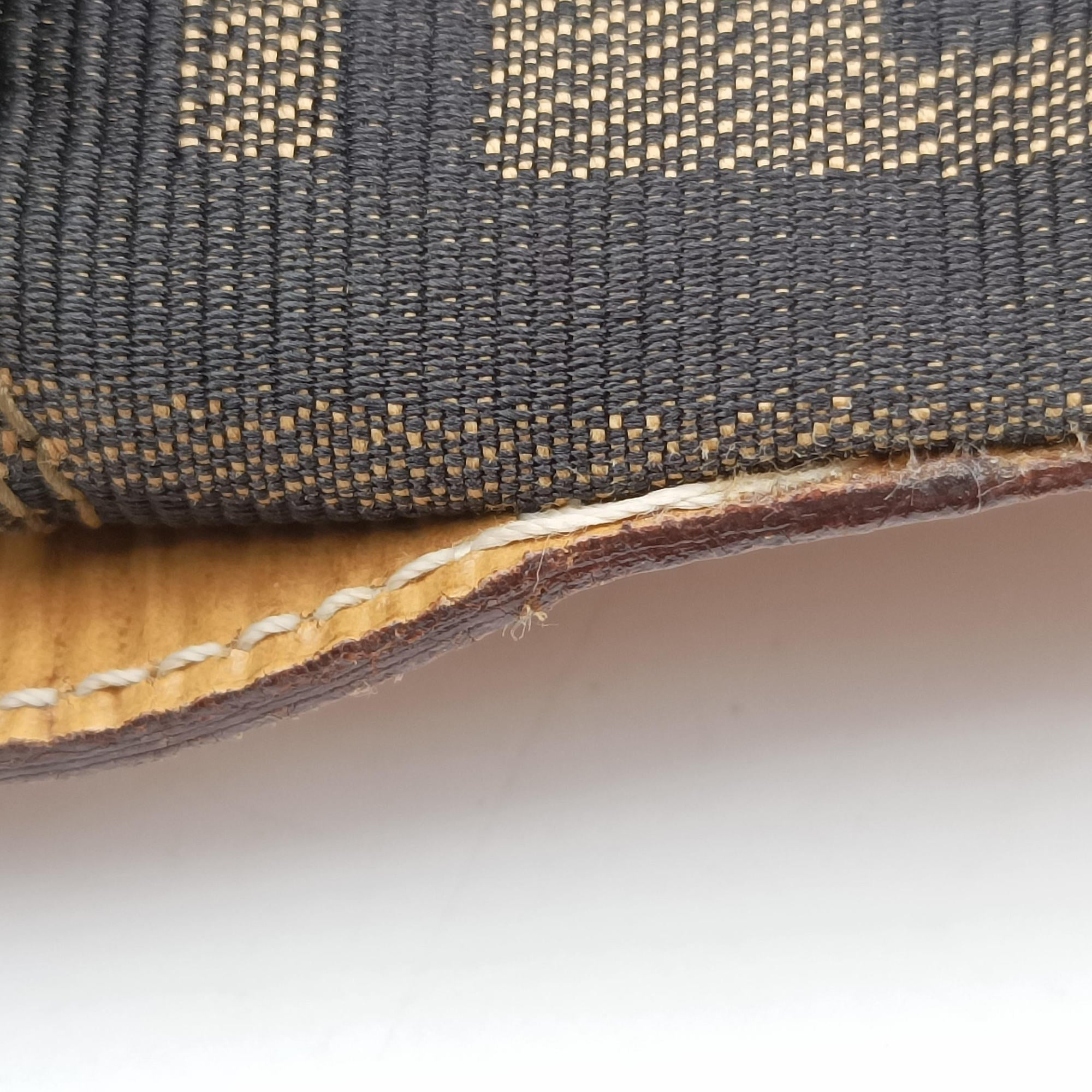 Pre-owned Fendi Zucca Print Brown canvas  handbag | stylenewstar