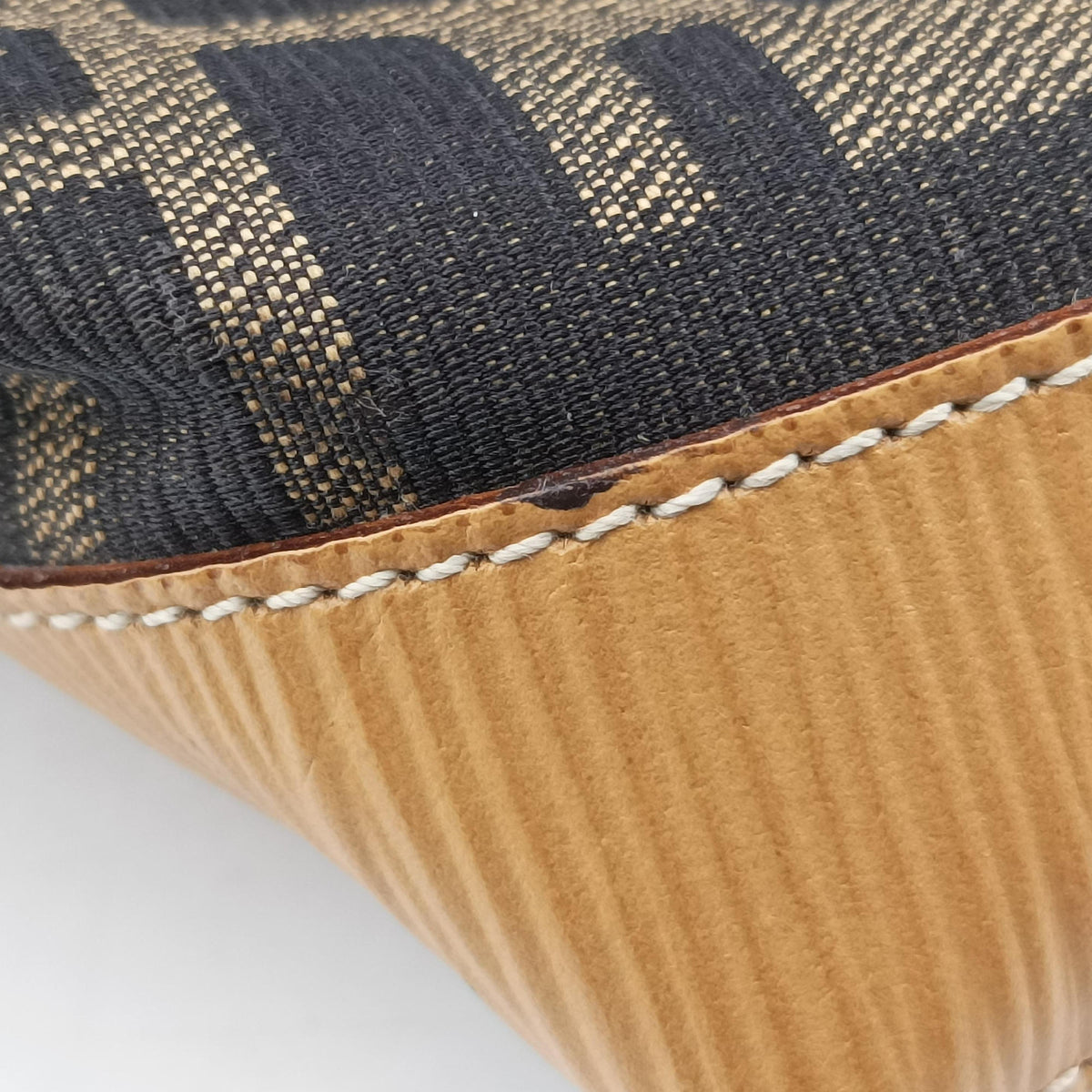 Pre-owned Fendi Zucca Print Brown canvas  handbag | stylenewstar