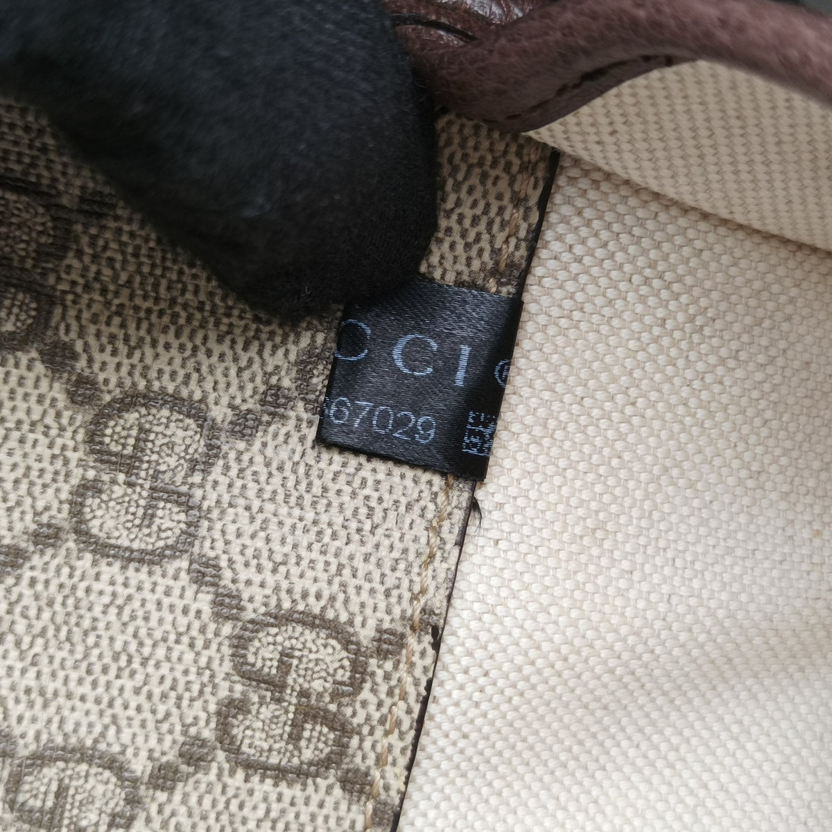 Pre-owned Gucci NEO VINTAGE GG Supreme Beige x Brown PVC coated canvas 493930 bum bag/waist bag | stylenewstar