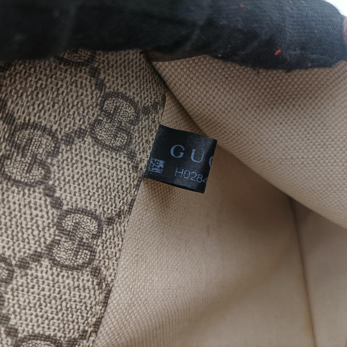 Vintage Gucci NEO VINTAGE GG Supreme beige×Brown PVC coated canvas×Leather 493930 bum bag/waist bag | stylenewstar