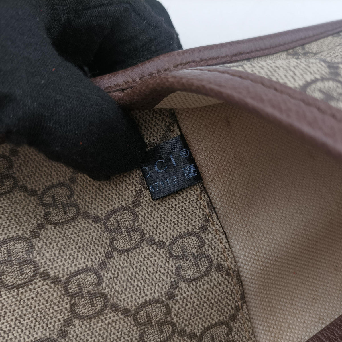 Vintage Gucci NEO VINTAGE GG Supreme beige×Brown PVC coated canvas×Leather 493930 bum bag/waist bag | stylenewstar