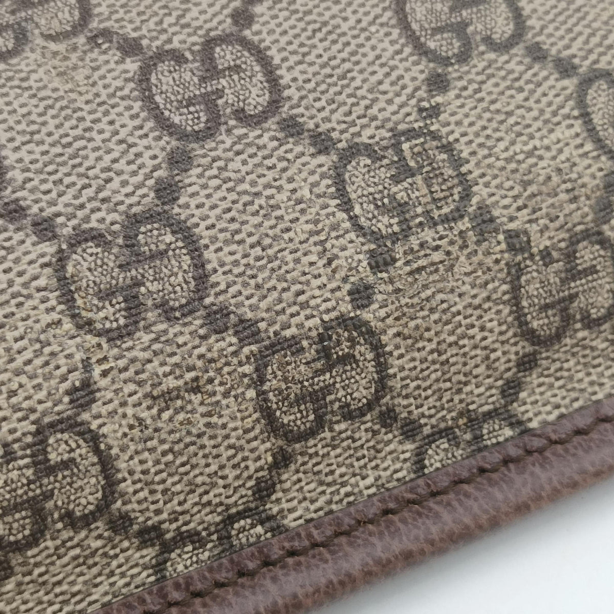 Vintage Gucci NEO VINTAGE GG Supreme beige×Brown PVC coated canvas×Leather 493930 bum bag/waist bag | stylenewstar
