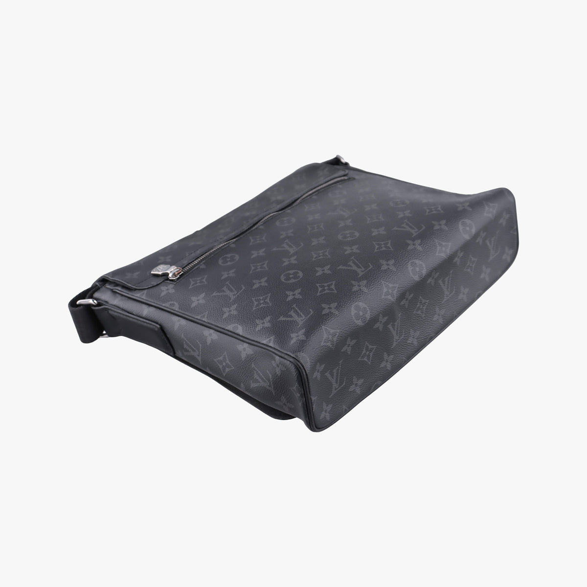 Pre-owned Louis Vuitton District MM Noir Monogram Eclipse M44001 crossbodybag | stylenewstar