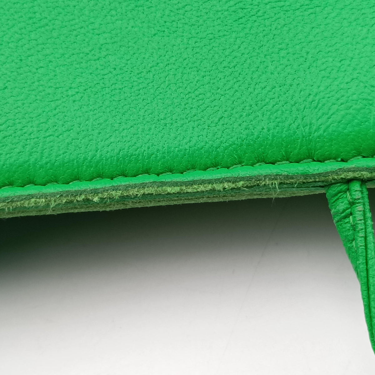 Vintage Bottega Veneta THE ARCO Tote Medium Green lambskin  handbag | stylenewstar