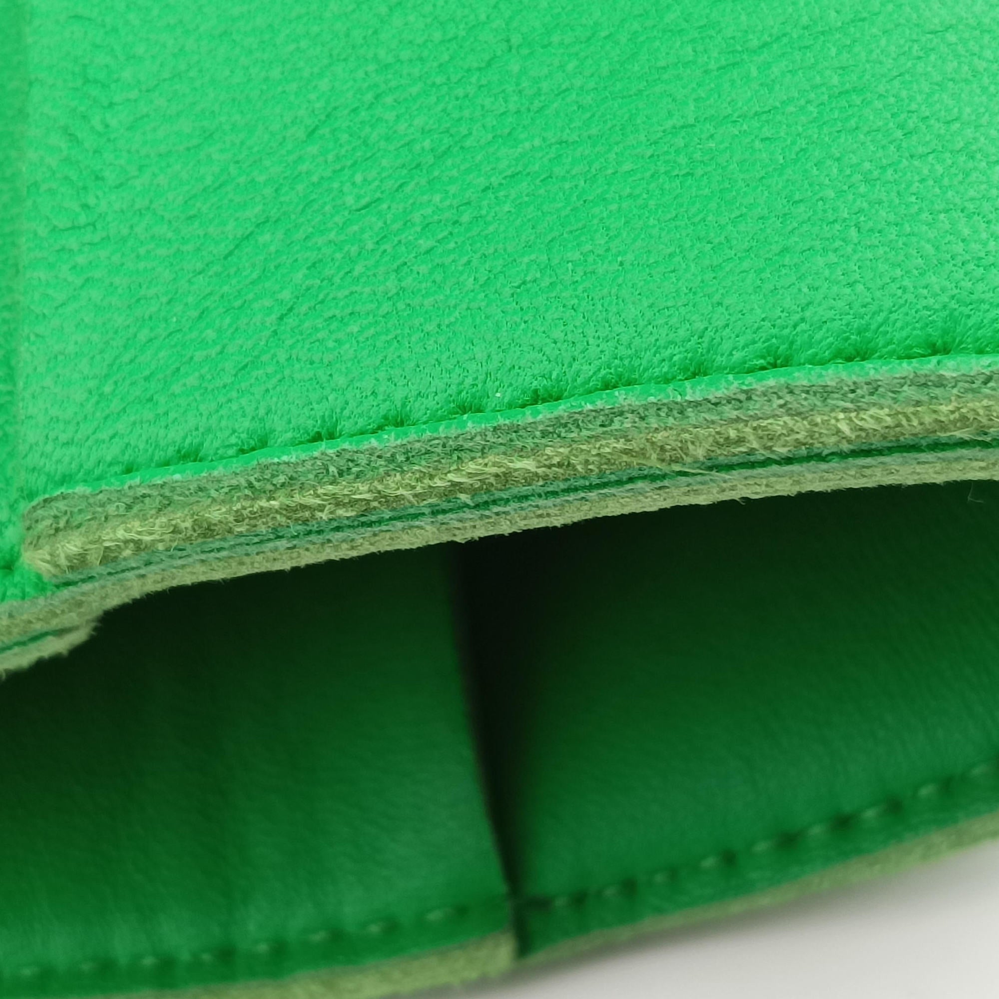 Vintage Bottega Veneta THE ARCO Tote Medium Green lambskin  handbag | stylenewstar