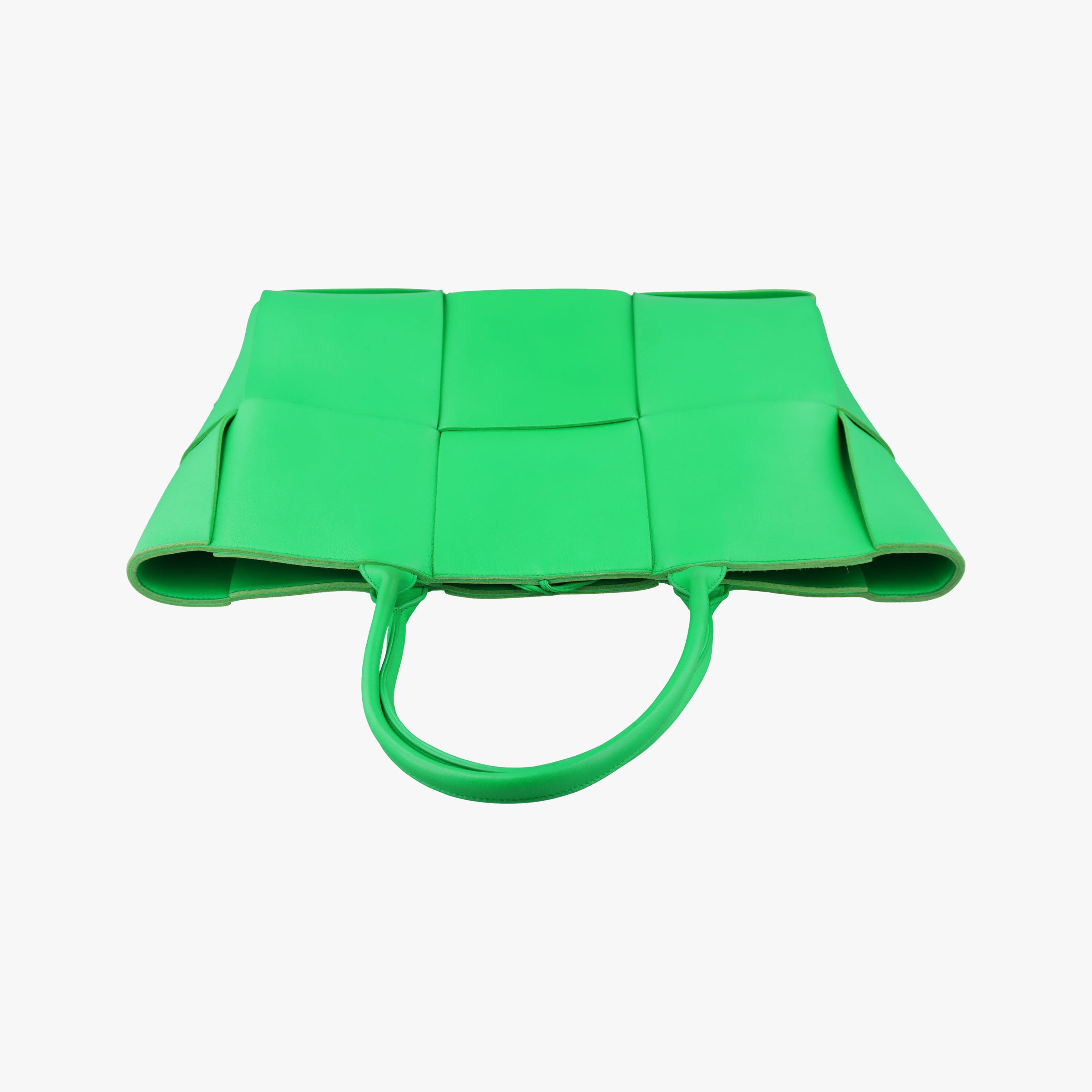 Vintage Bottega Veneta THE ARCO Tote Medium Green lambskin  handbag | stylenewstar